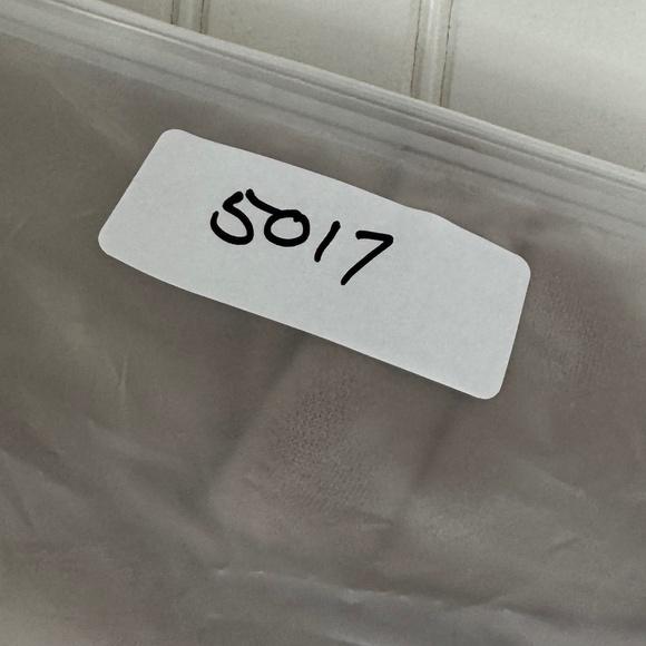 NEW Comfrt Signature Hoodie Unisex Bark - Picture 5 of 5